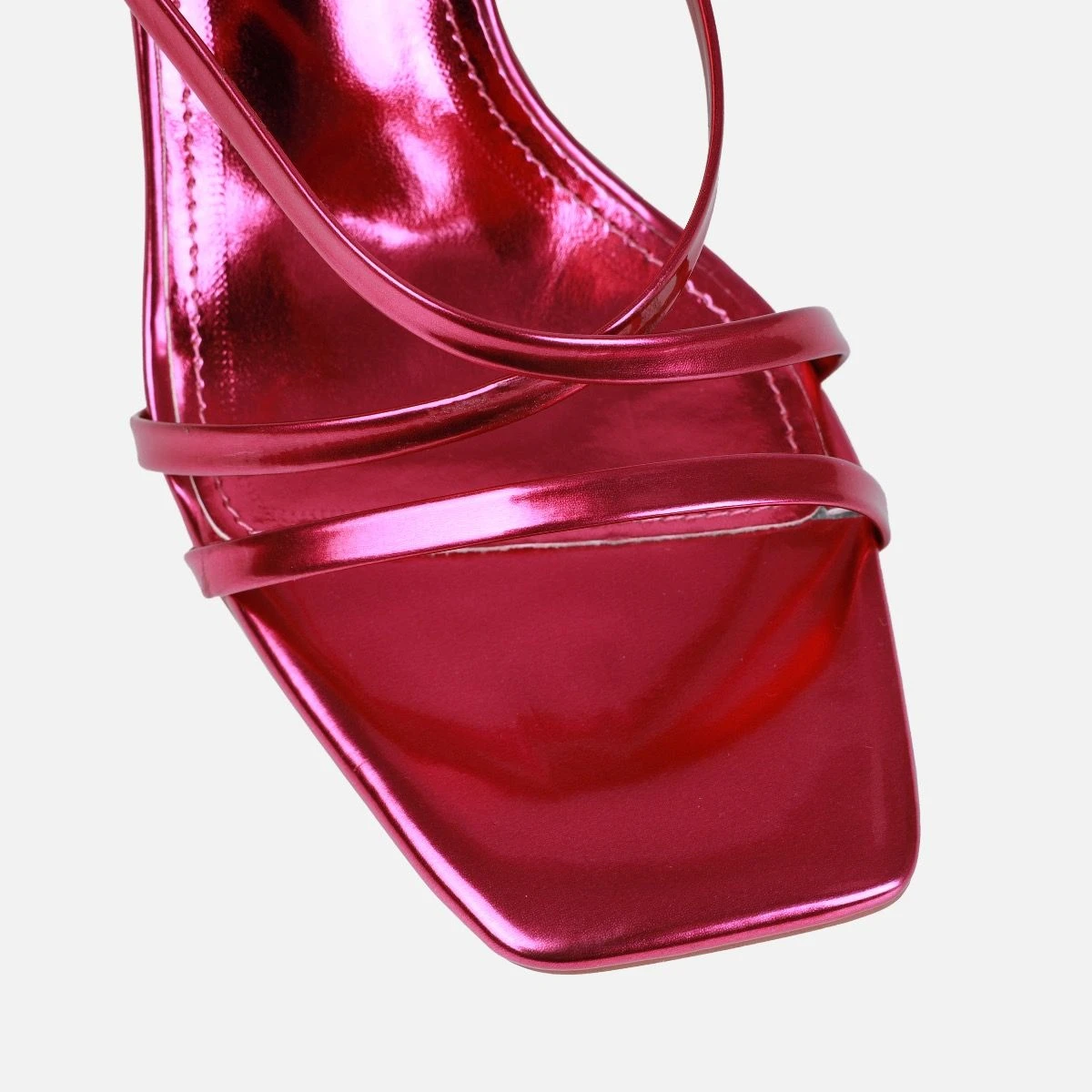 Roze Fuchsia Pink Metallic Gem Block Heels - Image 4